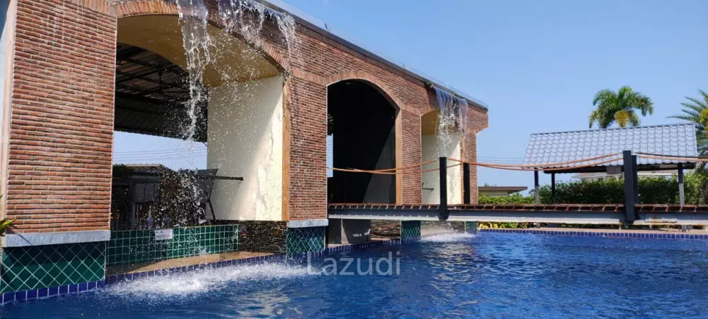 13 Rooms Bang Saray Resort For Sale