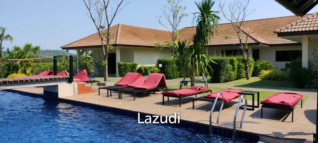 13 Rooms Bang Saray Resort For Sale