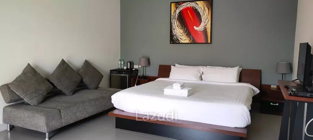 13 Rooms Bang Saray Resort For Sale