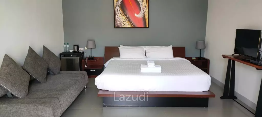 13 Rooms Bang Saray Resort For Sale
