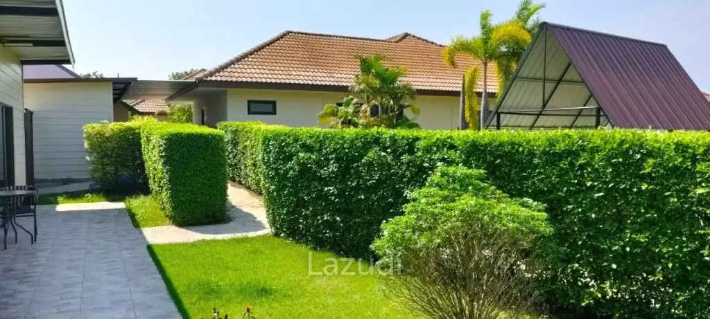 13 Rooms Bang Saray Resort For Sale