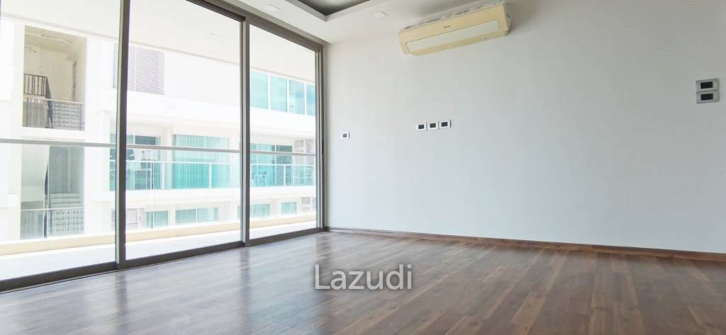 2 Bedrooms The Peak Towers Condo for Sale