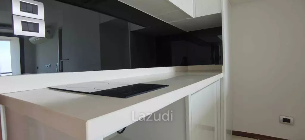 Beachfront The Peak Towers Condo for Sale
