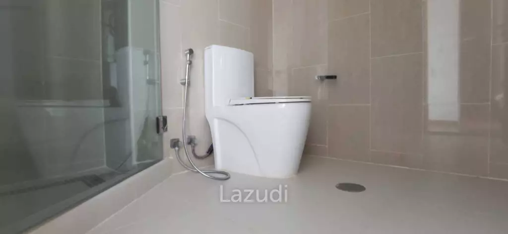 Beachfront The Peak Towers Condo for Sale