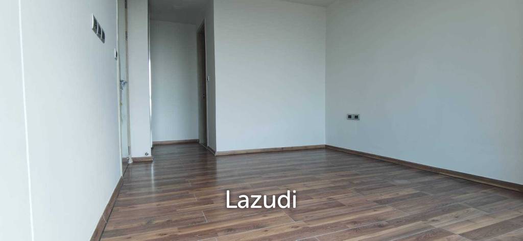 Beachfront The Peak Towers Condo for Sale