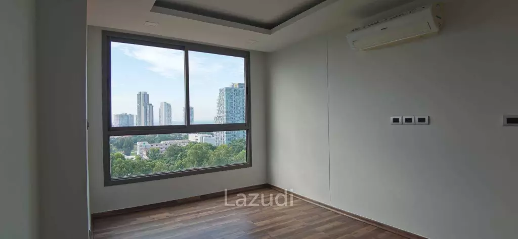 Beachfront The Peak Towers Condo for Sale