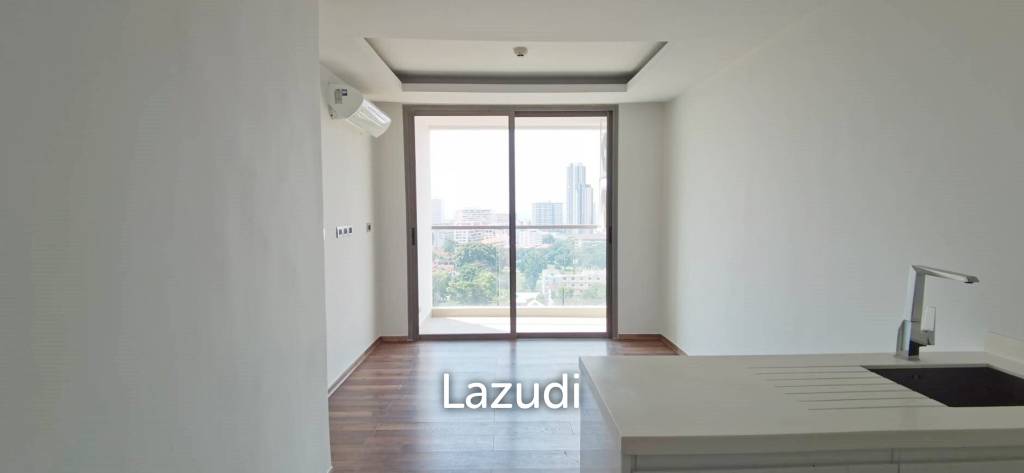 Condo The Peak Towers for Sale in Pratumnak