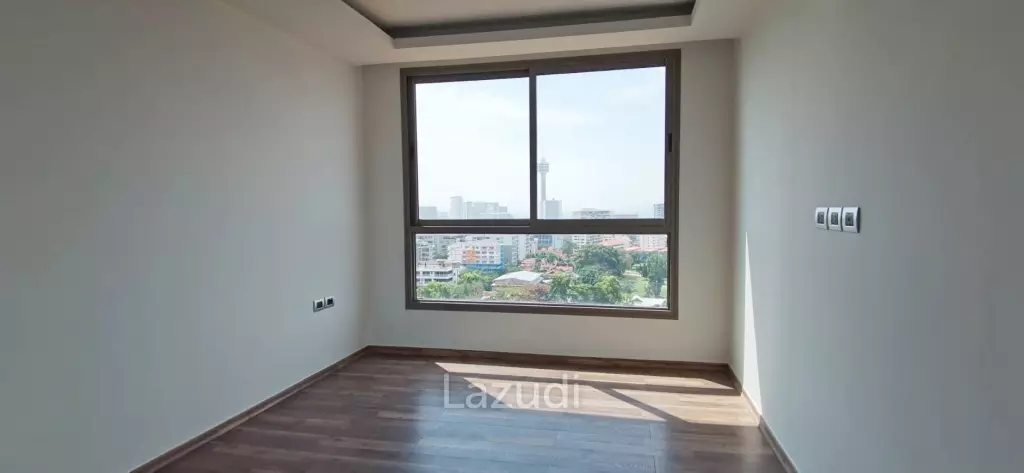 Condo The Peak Towers for Sale in Pratumnak
