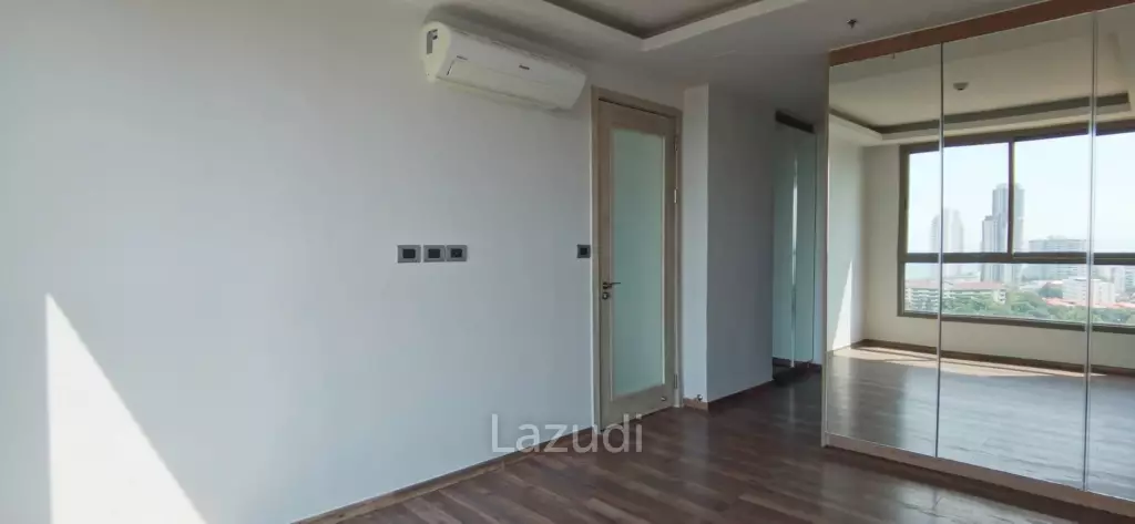 Condo The Peak Towers for Sale in Pratumnak