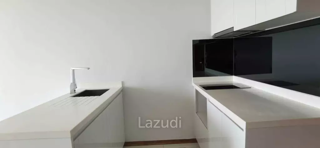 Condo The Peak Towers for Sale in Pratumnak