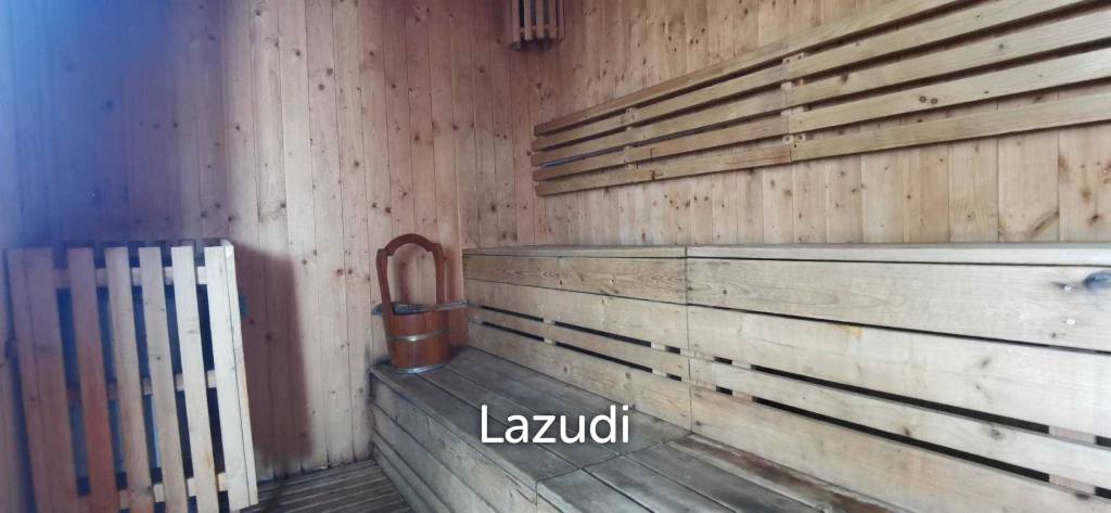 1 Bedroom for Sale The Peak Towers Condo