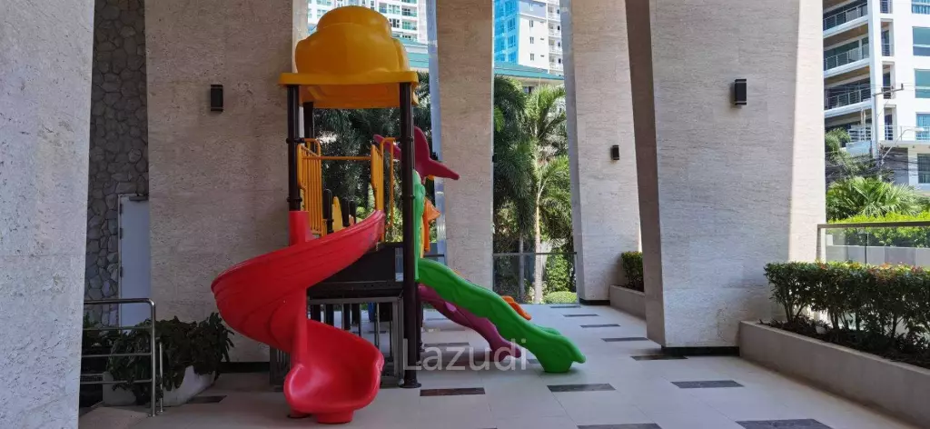 1 Bedroom for Sale The Peak Towers Condo