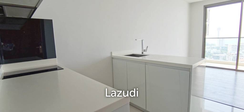 1 Bedroom for Sale The Peak Towers Condo