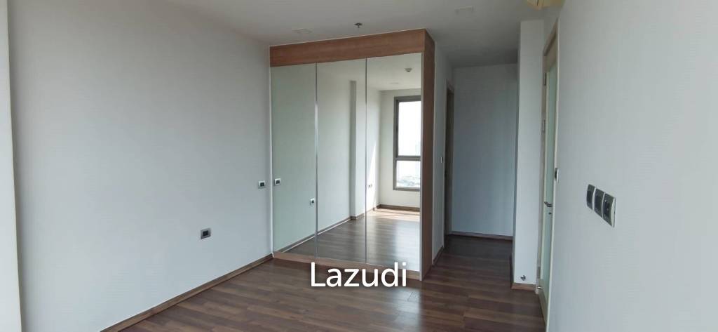 1 Bedroom for Sale The Peak Towers Condo