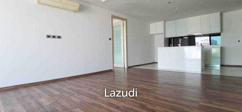1 Bed The Peak Towers for Sale in Pratumnak