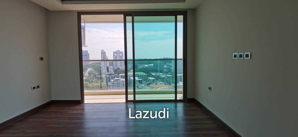 Hight Floor for Sale in The Peak Towers