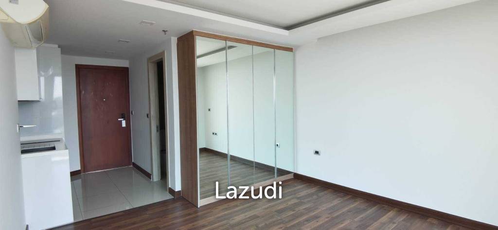 Hight Floor for Sale in The Peak Towers