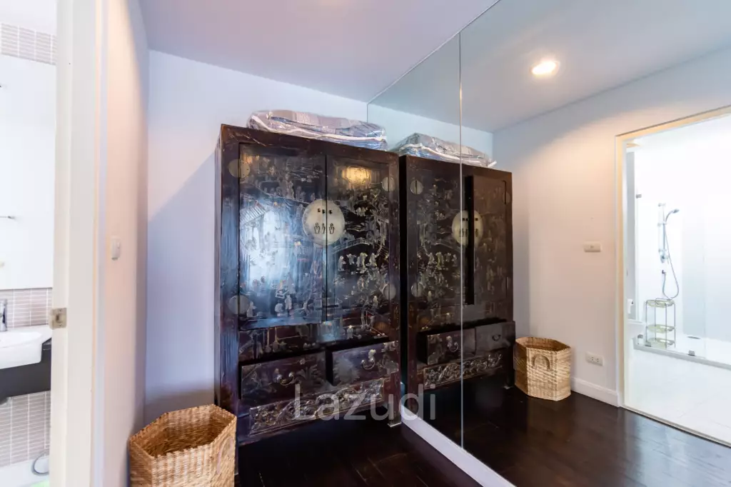 BAAN SAN DAO : 2 Bed Beachfront Condo in Town