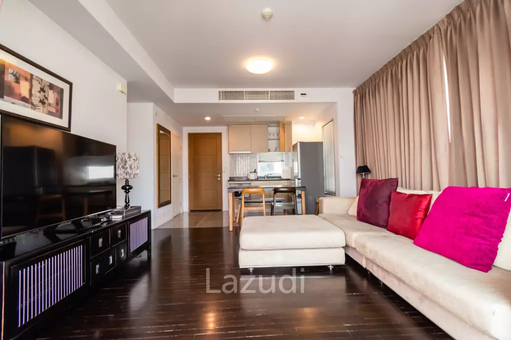 BAAN SAN DAO : 2 Bed Beachfront Condo in Town
