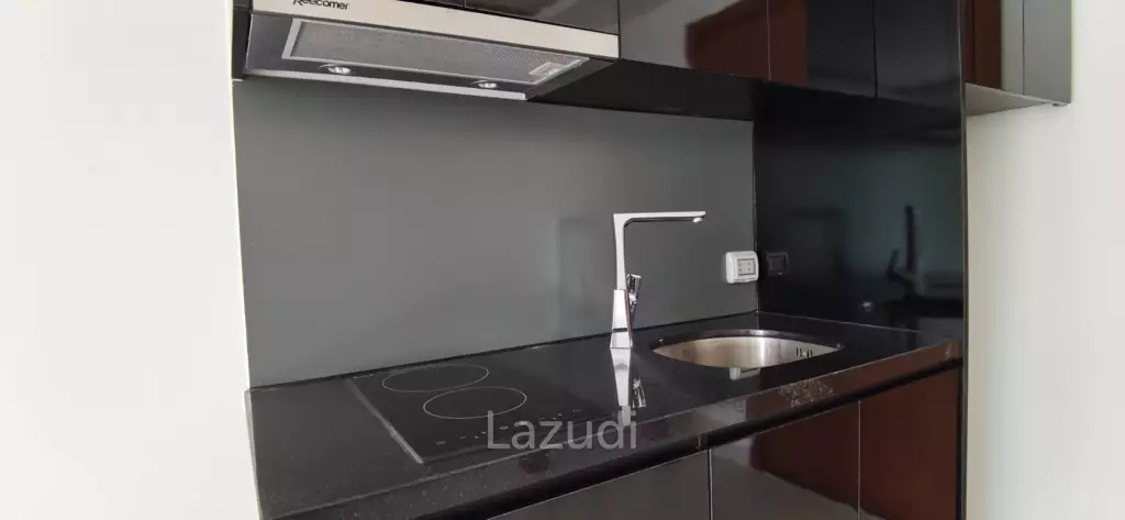 Condo for Sale in Club Royal Na Kluea