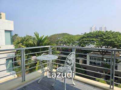 2 Bed Beachfront Condo in Town