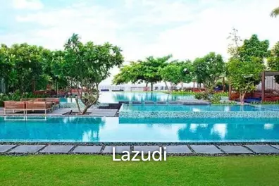 2 Bed Beachfront Condo in Town
