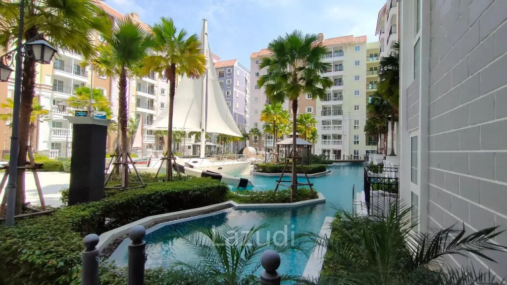 Seven Seas Cote D'Azur Condo for Sale
