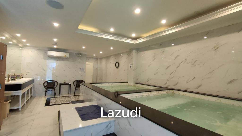 Seven Seas Cote D'Azur Condo for Sale