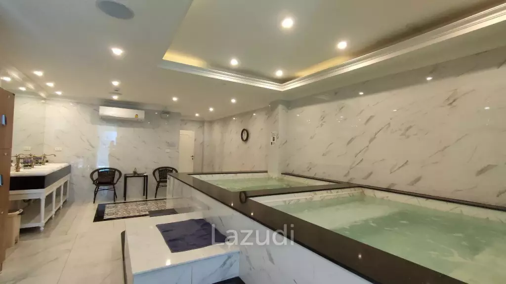 Seven Seas Cote D'Azur Condo for Sale