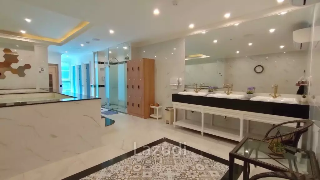 Seven Seas Cote D'Azur Condo for Sale