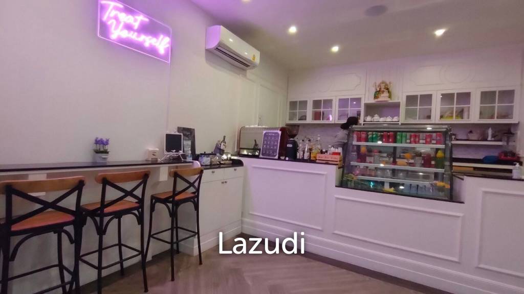 Seven Seas Cote D'Azur Condo for Sale