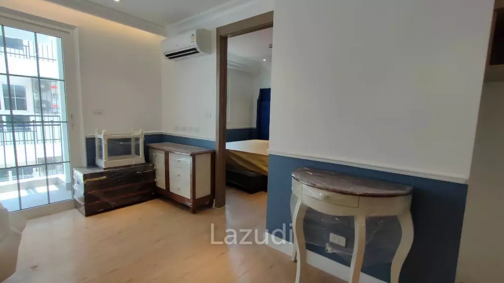 Seven Seas Cote D'Azur Condo for Sale