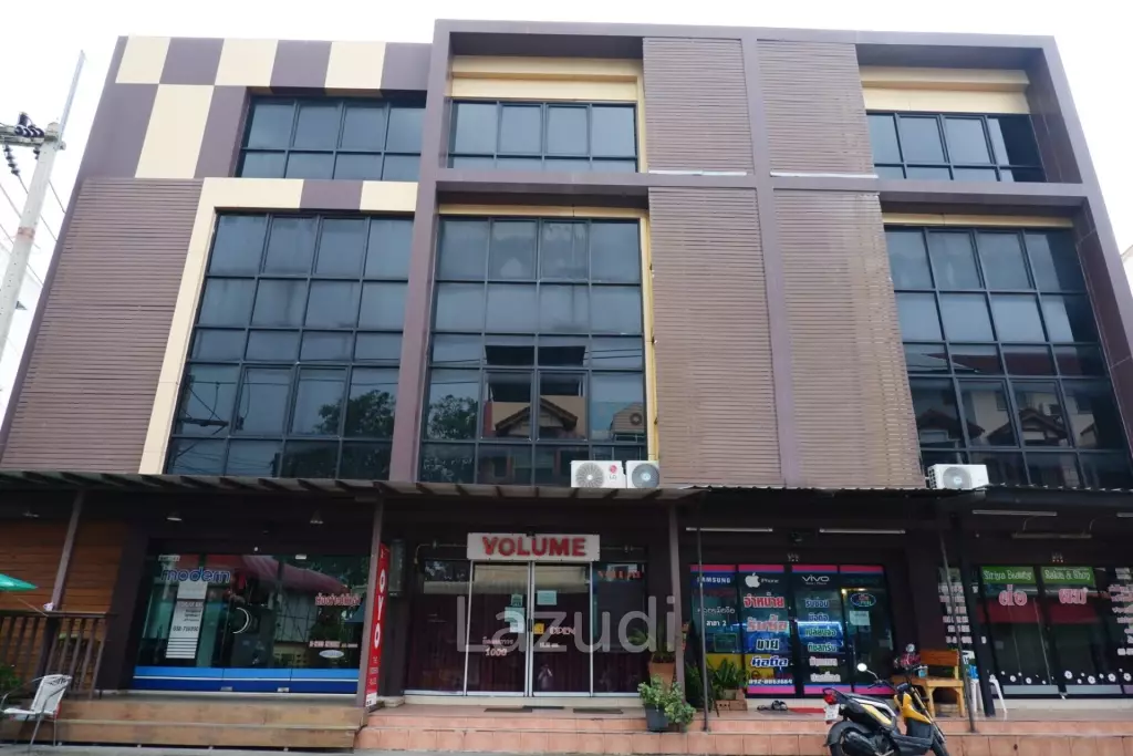 Great Area Commercial for Sale in Paniadchang