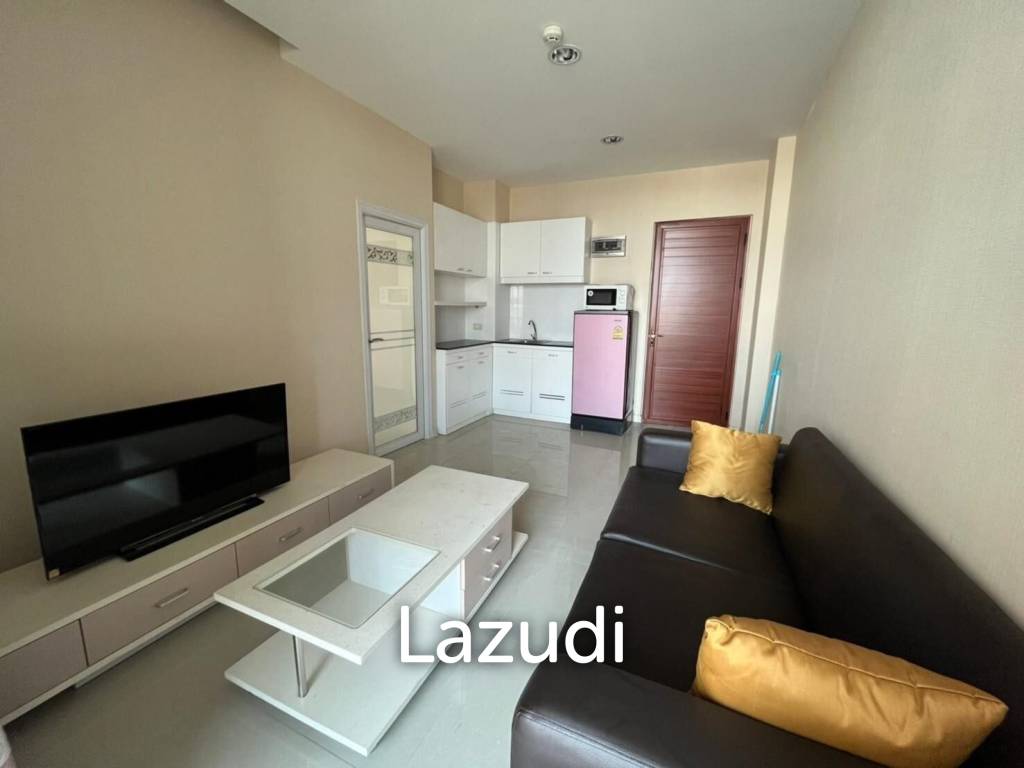 Pool Views CC Condo for Sale in East Pattaya