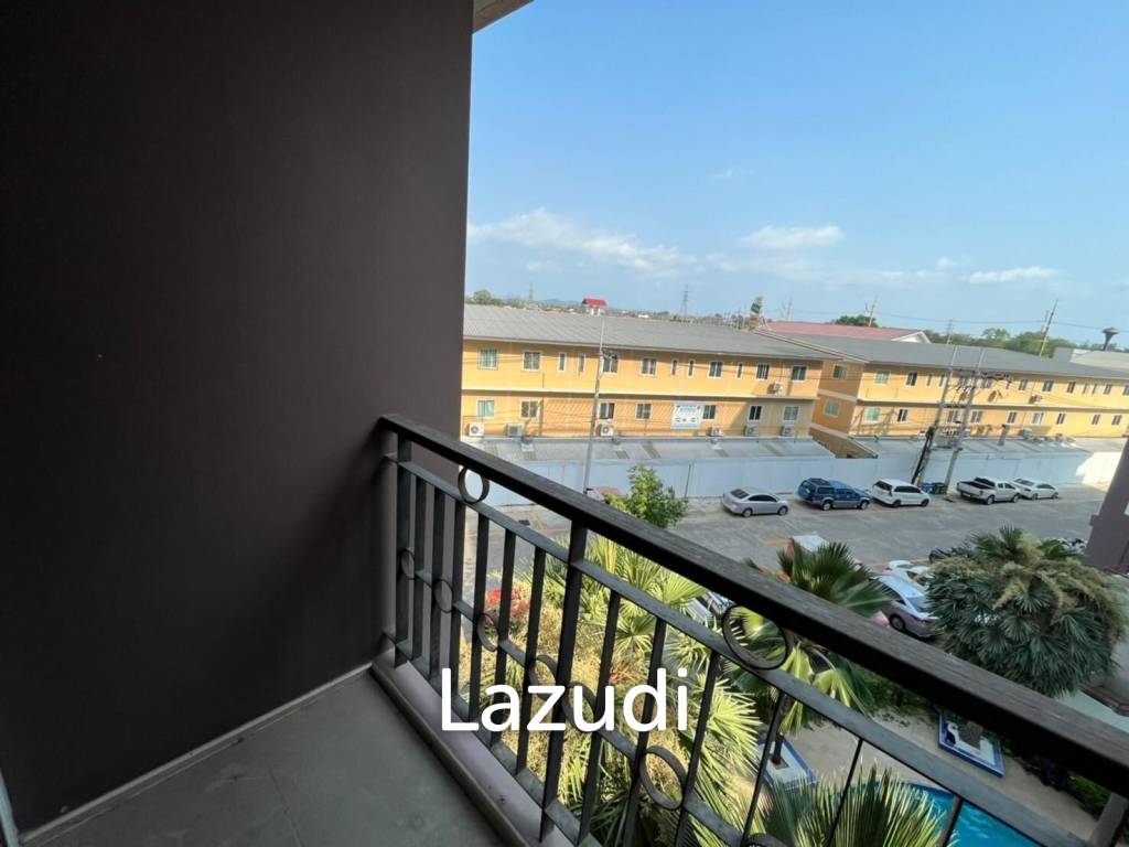 Pool Views CC Condo for Sale in East Pattaya