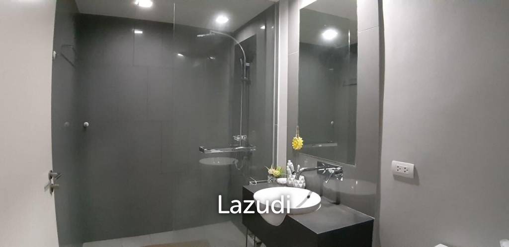 The Zire Condo Beachfront Wongamat for Sale