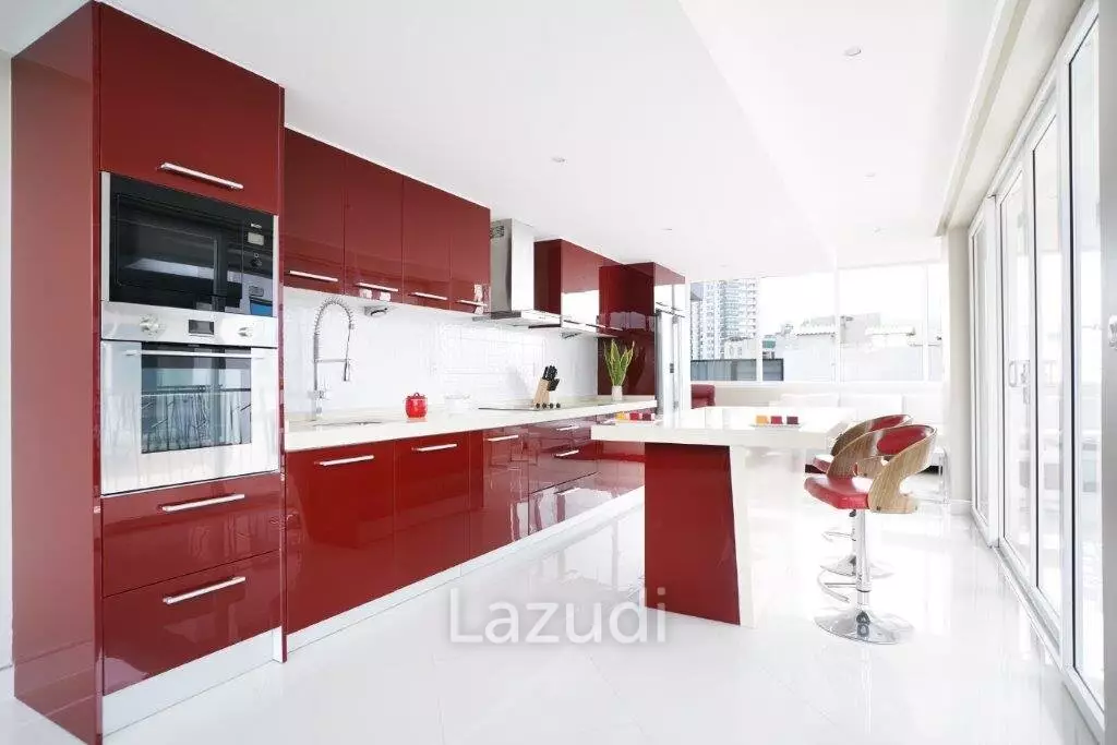 Apartment Building in Pattaya for Sale