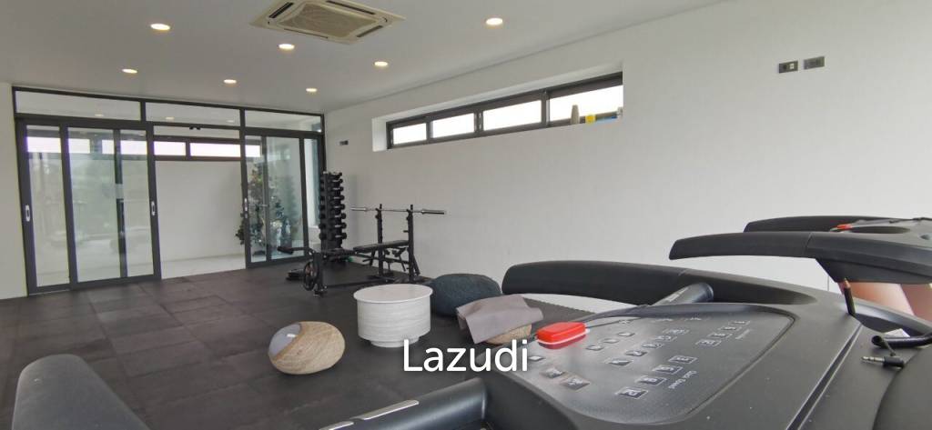 Mabprachan Modern Pool House for Sale