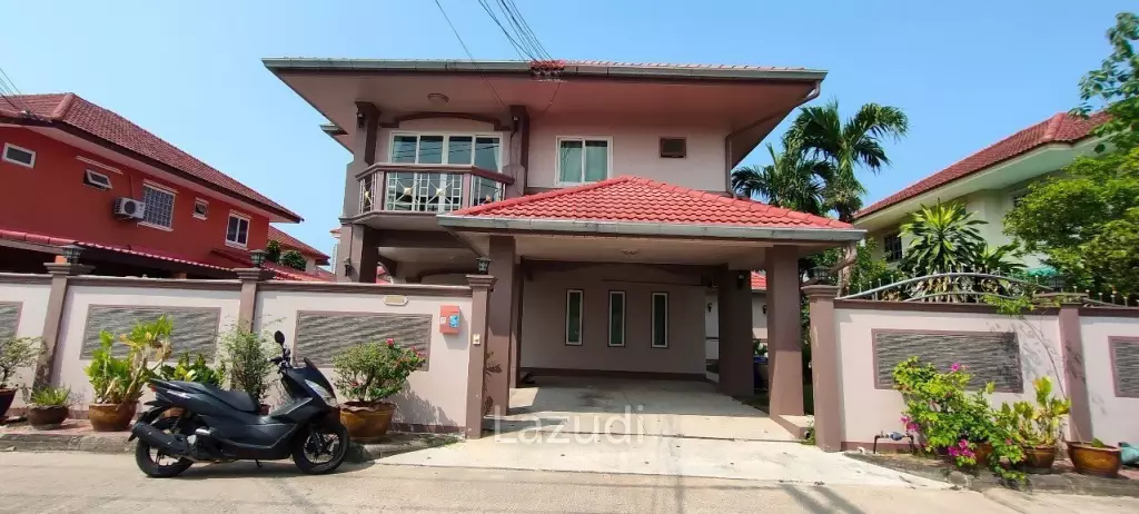 5 Bedrooms House for Sale in Jomtien