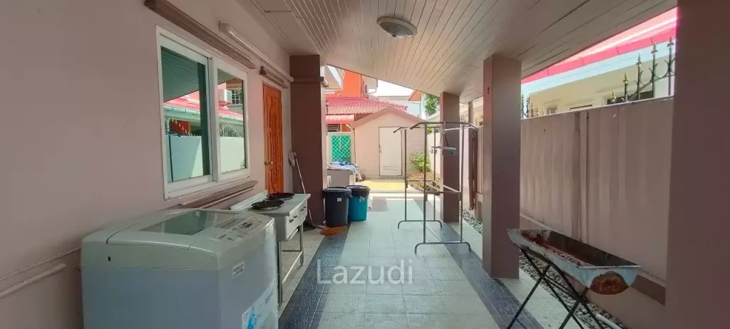 5 Bedrooms House for Sale in Jomtien