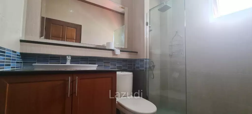 5 Bedrooms House for Sale in Jomtien