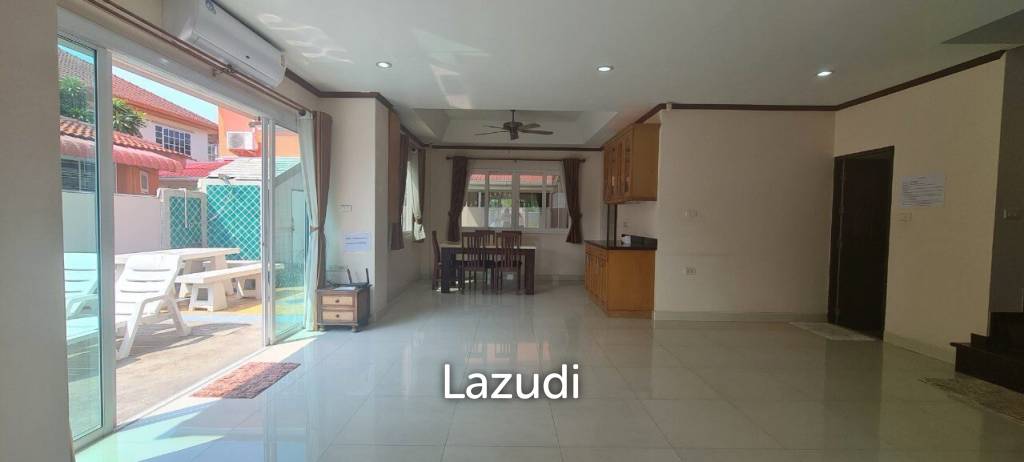 5 Bedrooms House for Sale in Jomtien