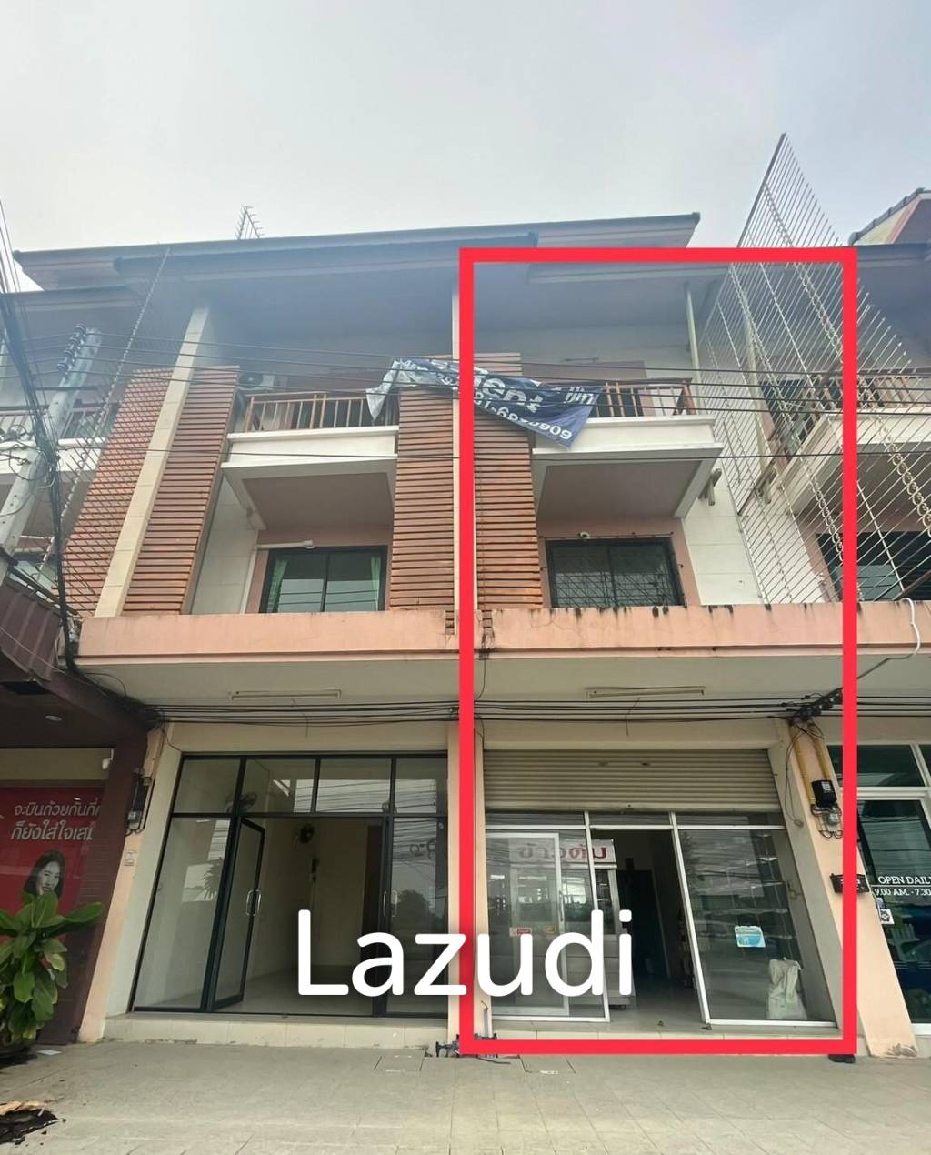 3 Storey Shop House Building for Sale