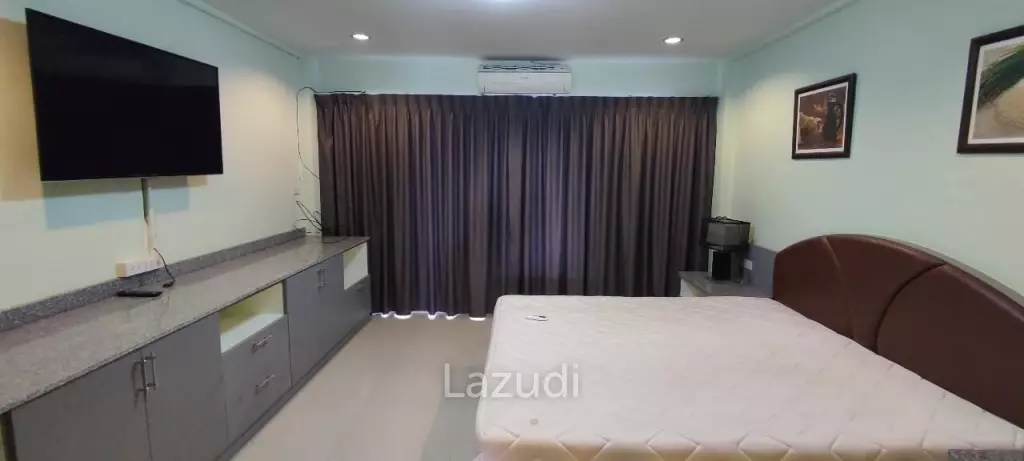 Great area Townhouse for Sale In East Pattaya