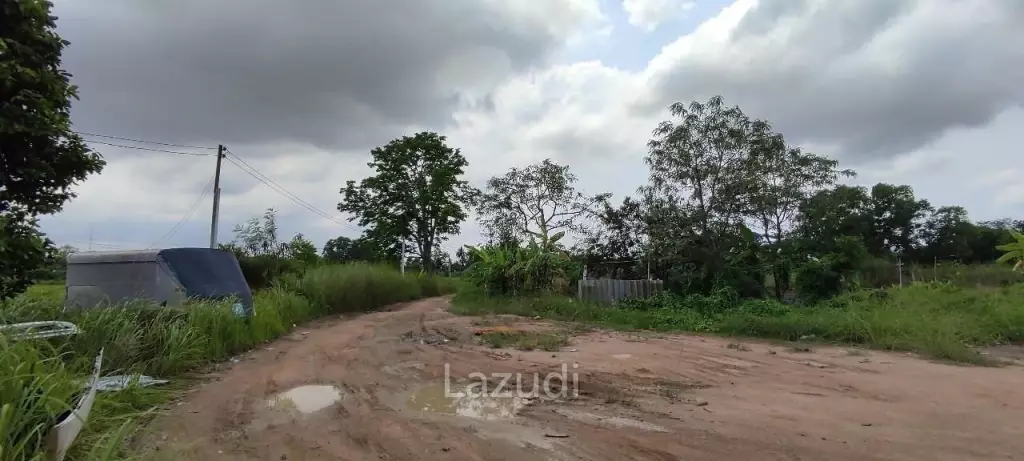 Land for Sale with tenant in Nong Pla Rai