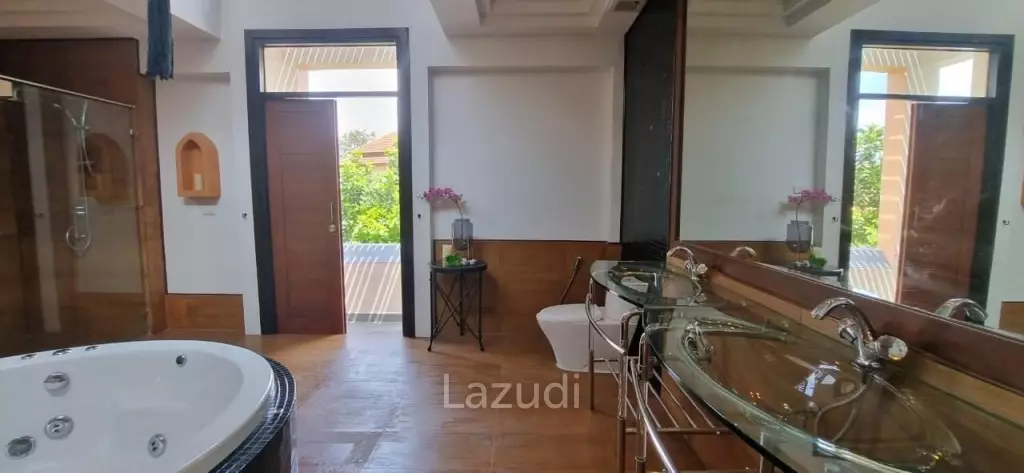 5 Bed 810 SQ.M East Pattaya Style Bali House