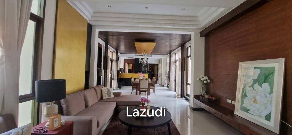 5 Bed 810 SQ.M East Pattaya Style Bali House
