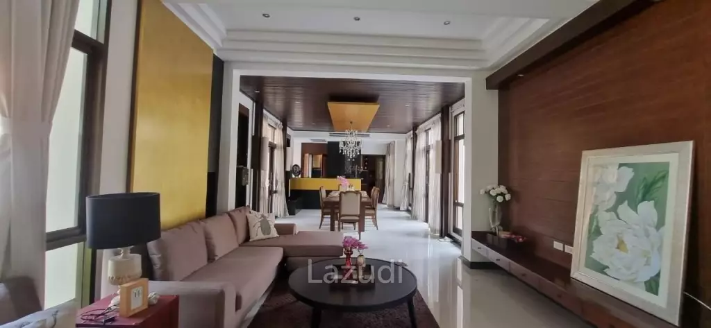 5 Bed 810 SQ.M East Pattaya Style Bali House