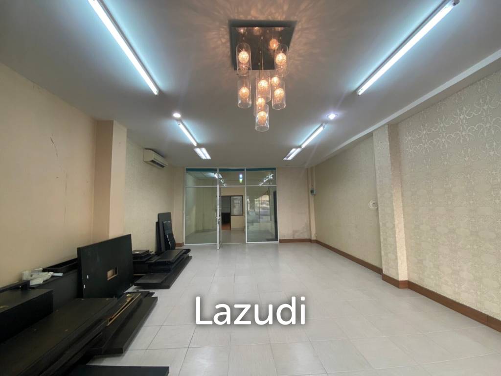 Double Commercial Unit for Sale in Pattaya