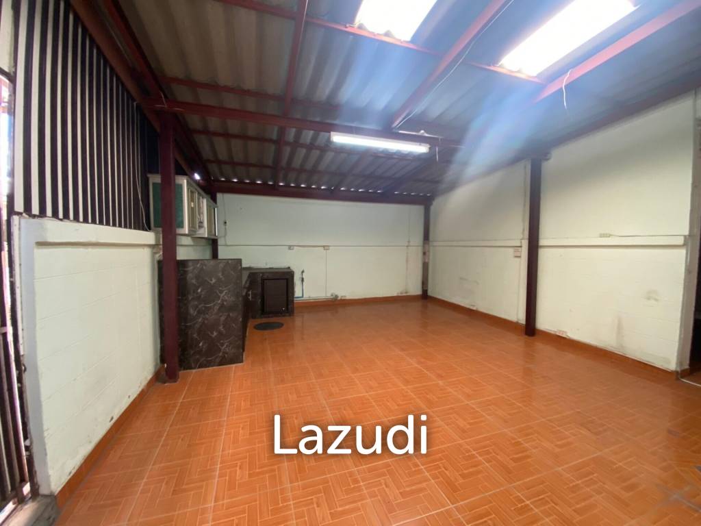Double Commercial Unit for Sale in Pattaya